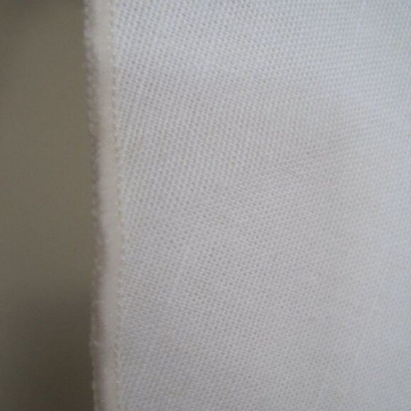Round Tablecloth Cottage Chic Ivory Cotton 66" - Picture 4 of 4